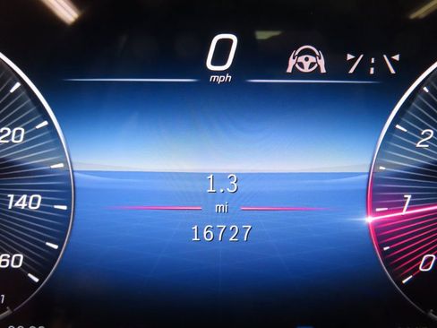 Used 2024 Mercedes-Benz GLE 350 4MATIC image 13