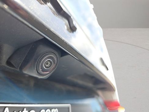 Used 2025 Toyota Camry XSE image 18