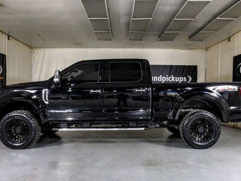 Used 2019 Ford F250 Lariat w/ Lariat Ultimate Package image 12
