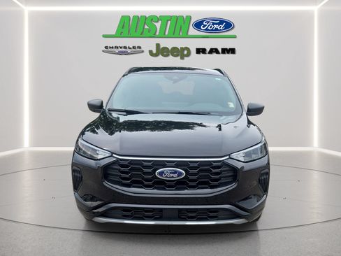 Used 2024 Ford Escape ST-Line w/ Tech Pack #1 AWD/4WD image 8