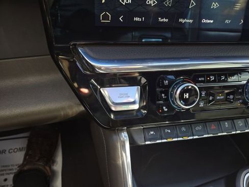 Used 2024 GMC Sierra 1500 Denali w/ Denali Reserve Package image 22