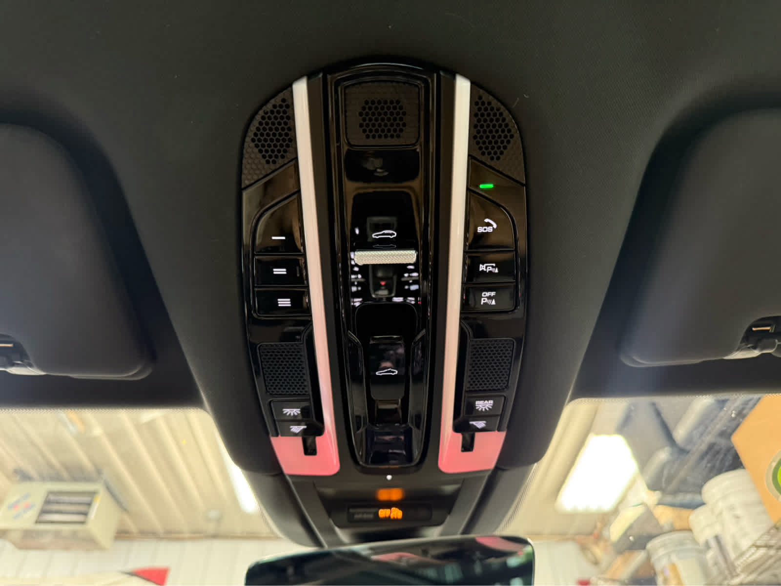 Used 2023 Porsche Cayenne Platinum Edition AWD/4WD image 27
