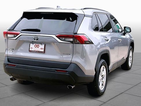Used 2020 Toyota RAV4 XLE image 13