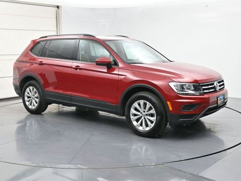 Used 2019 Volkswagen Tiguan S w/ Driver Assistance Package AWD/4WD image 25