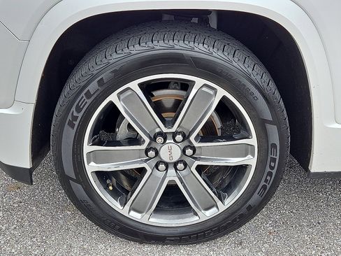 Used 2018 GMC Acadia Denali w/ Technology Package image 7