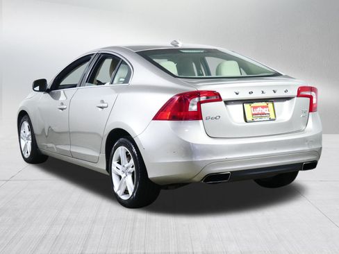 Used 2014 Volvo S60 T5 AWD/4WD image 5