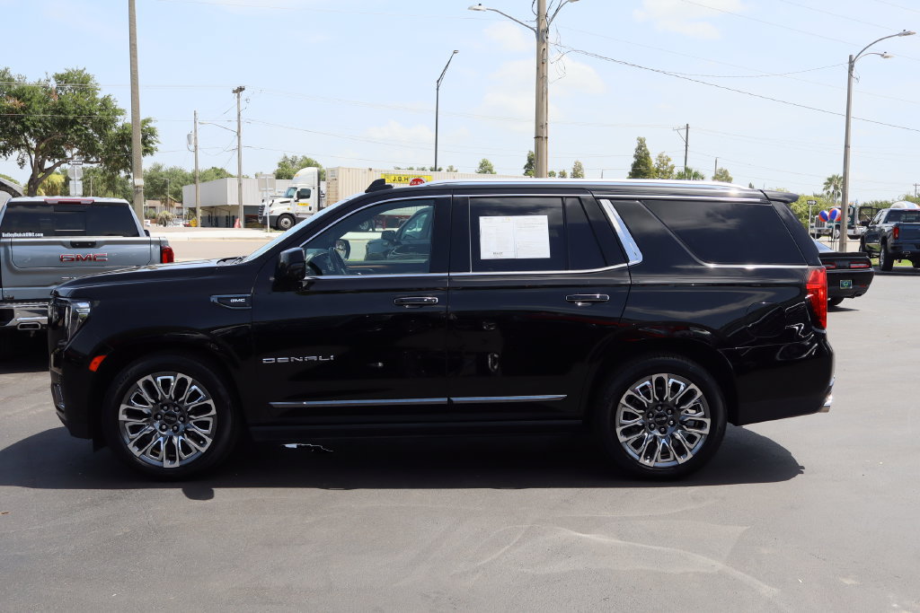 Certified 2023 GMC Yukon Denali Ultimate AWD/4WD image 6