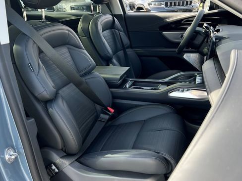 New 2026 Lincoln Nautilus Reserve AWD/4WD image 8