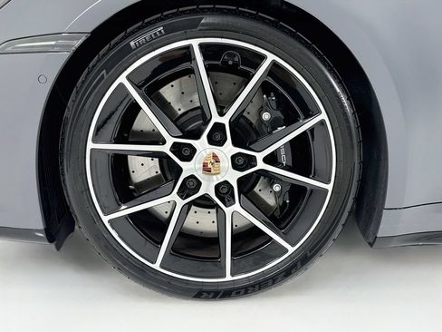 Used 2026 Porsche 911 Carrera GTS RWD image 31