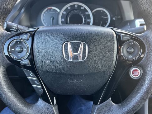 Used 2016 Honda Accord EX image 12