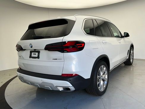 Certified 2025 BMW X5 sDrive40i image 3