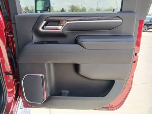 New 2026 GMC Sierra 2500 SLT w/ SLT Premium Package AWD/4WD image 18