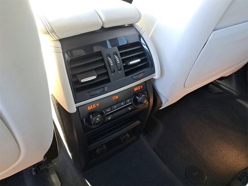 Used 2018 BMW X5 xDrive50i image 14