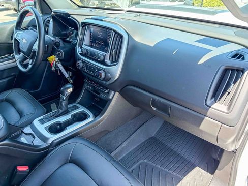 Used 2022 Chevrolet Colorado ZR2 w/ Colorado ZR2 Bison Edition AWD/4WD image 34