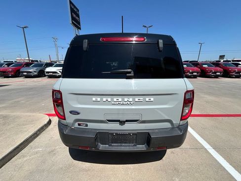 Used 2021 Ford Bronco Sport Outer Banks AWD/4WD image 3