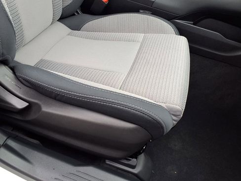 Certified 2025 Subaru Outback Premium w/ Popular Package #1A image 19