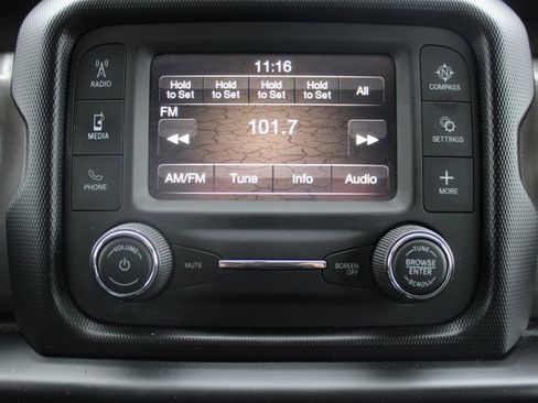 Used 2021 Jeep Wrangler Sport S image 11