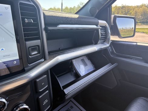 Used 2022 Ford F150 Lariat w/ Equipment Group 501A Mid AWD/4WD image 35