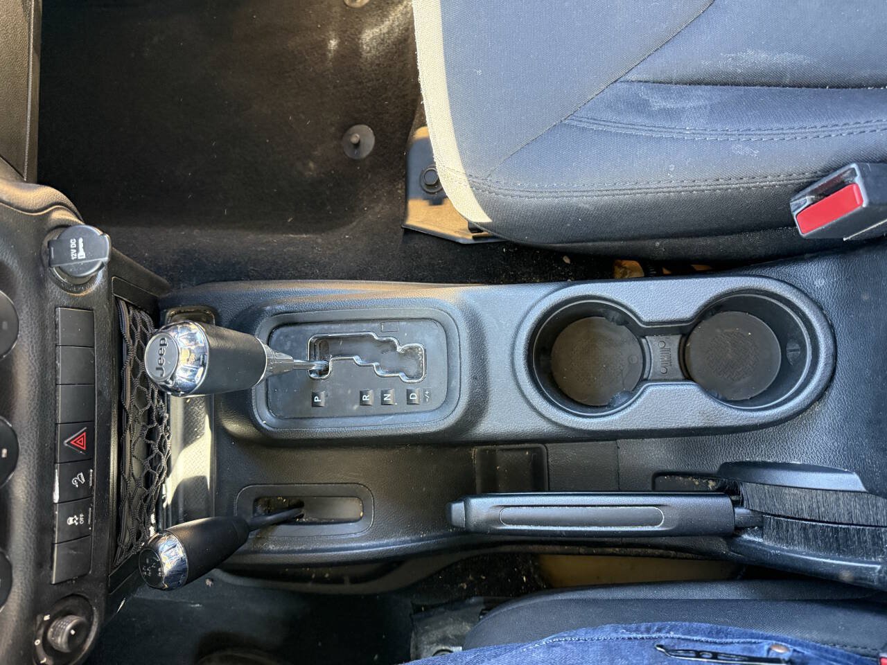Used 2014 Jeep Wrangler Unlimited Sport w/ Power Convenience Group AWD/4WD image 23
