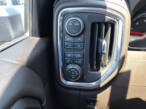 Used 2022 Chevrolet Silverado 3500 LTZ w/ LTZ Texas Edition AWD/4WD image 18