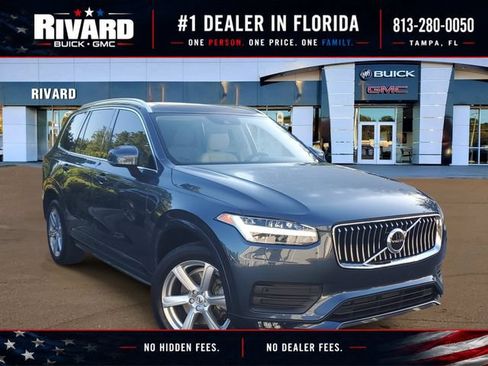 Used 2021 Volvo XC90 T6 Momentum w/ Climate Package AWD/4WD image 1