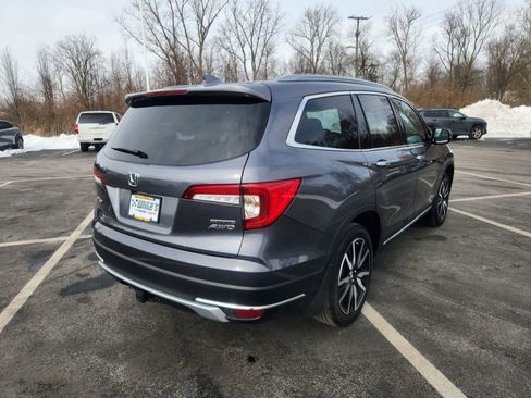 Used 2022 Honda Pilot Touring image 6