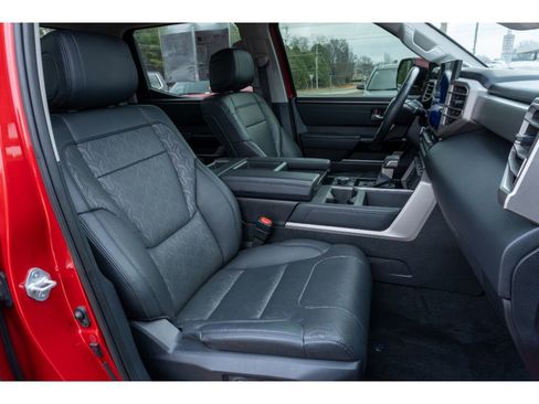 Used 2022 Toyota Tundra Limited image 16