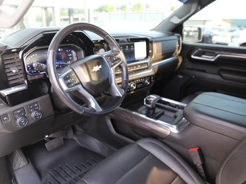 Used 2023 Chevrolet Silverado 1500 LTZ image 5