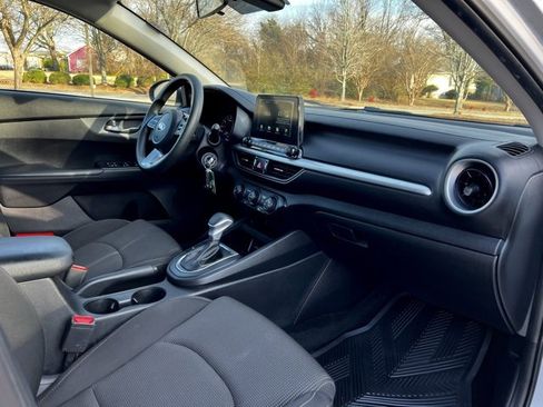 Used 2021 Kia Forte LXS image 24