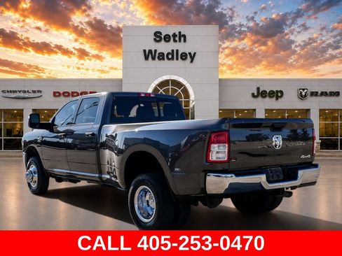 Used 2024 RAM 3500 Tradesman w/ Chrome Appearance Group AWD/4WD image 5