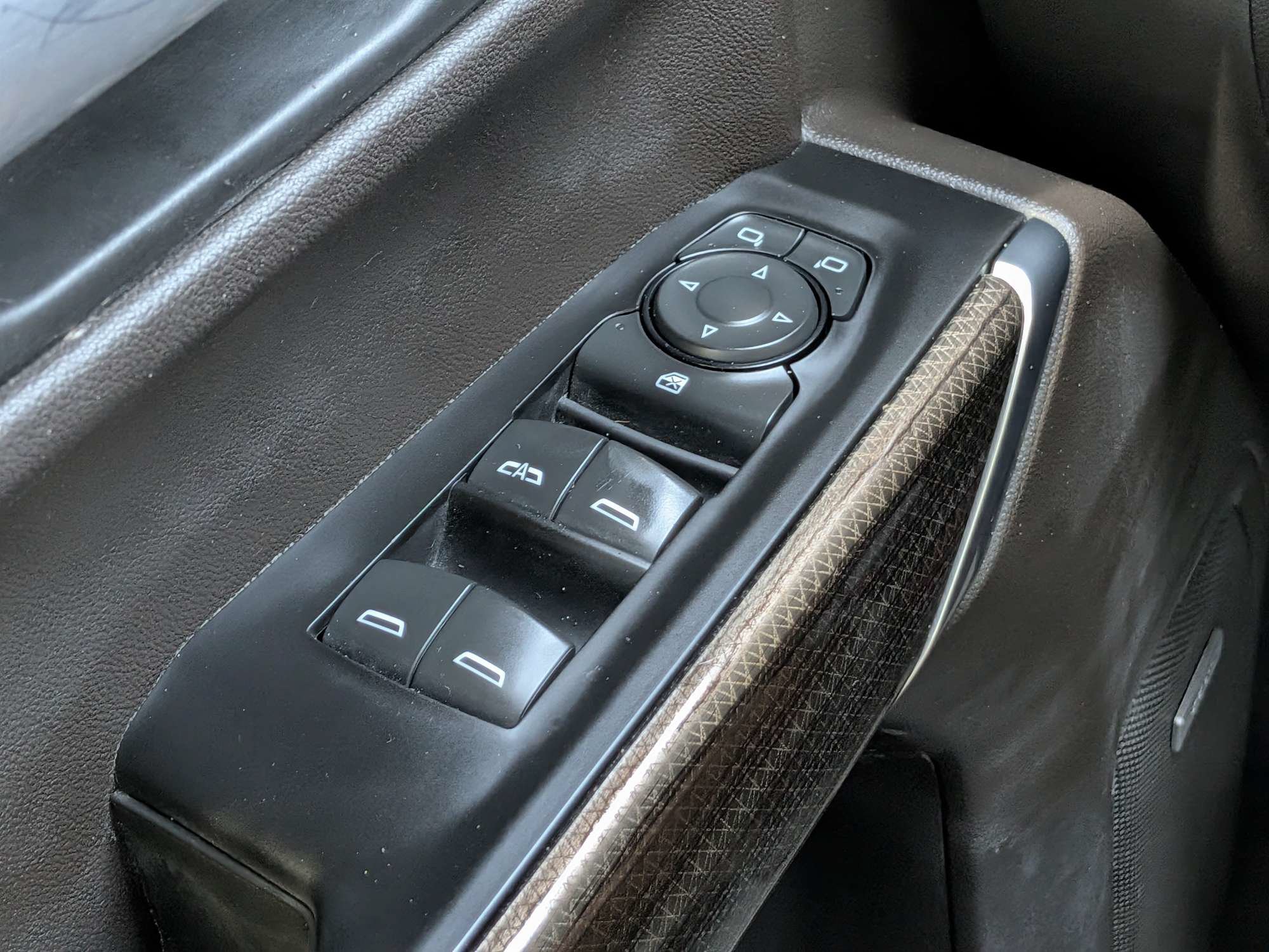 Used 2021 Chevrolet Silverado 1500 RST AWD/4WD image 23