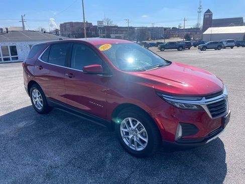 Used 2024 Chevrolet Equinox LT image 3