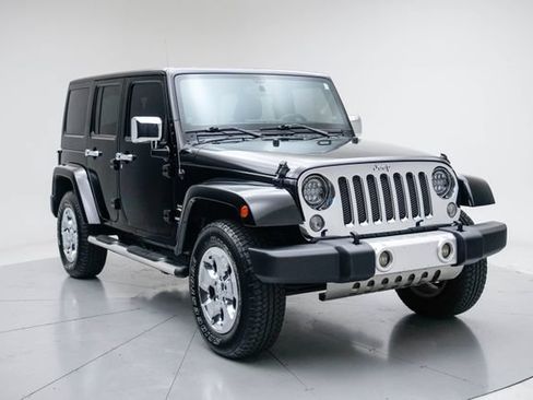 Used 2023 Jeep Wrangler Unlimited Sahara w/ LED Lighting Group AWD/4WD image 1