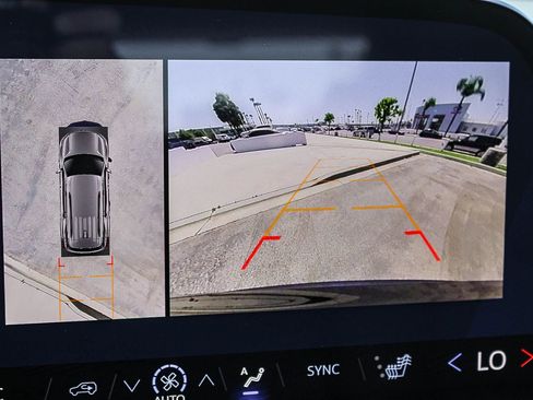 New 2026 Chevrolet Traverse LT w/ Midnight/Sport Edition image 23