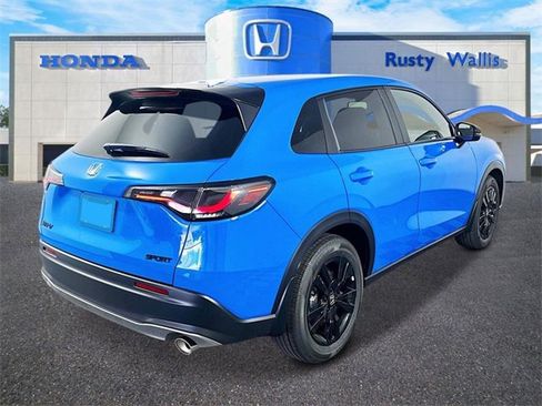 New 2026 Honda HR-V Sport image 2