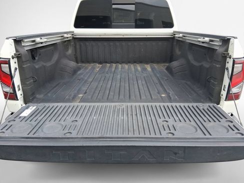 Used 2023 Nissan Titan PRO-4X w/ Pro-4x Convenience Package AWD/4WD image 25