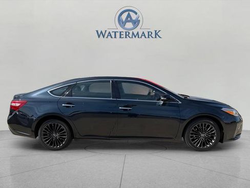 Used 2016 Toyota Avalon Touring FWD image 5