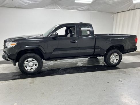 Used 2019 Toyota Tacoma SR w/ SR Convenience Package AWD/4WD image 6