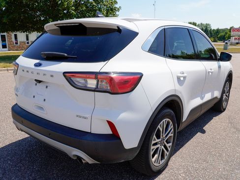 Used 2022 Ford Escape SEL w/ Technology Package AWD/4WD image 3
