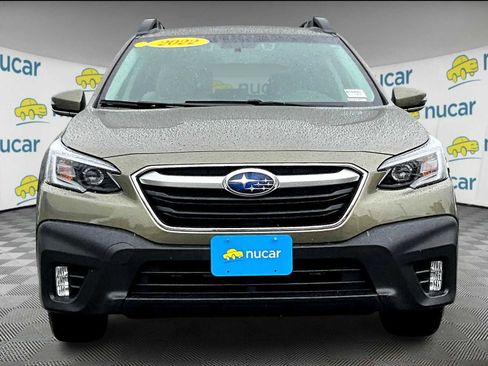 Used 2022 Subaru Outback Premium image 2