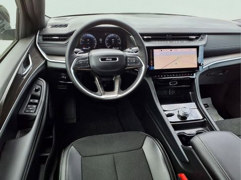New 2026 Jeep Grand Cherokee Altitude AWD/4WD image 10