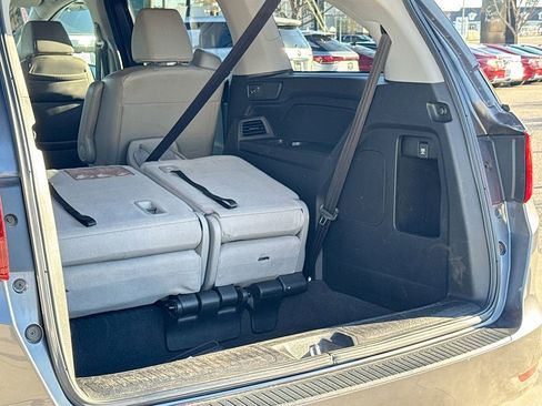 Used 2018 Honda Odyssey EX-L image 33