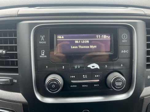 Used 2018 RAM 1500 Express image 17