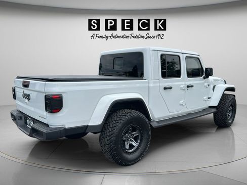 Used 2025 Jeep Gladiator Sport AWD/4WD image 5
