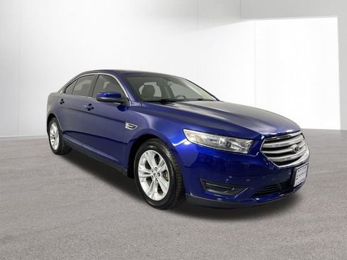 Used 2013 Ford Taurus SEL image 3
