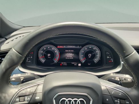 Used 2025 Audi Q8 Premium Plus w/ Premium Plus Package AWD/4WD image 25