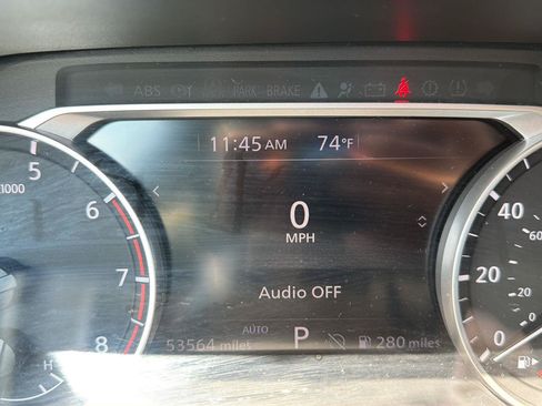 Used 2024 Nissan Rogue SV AWD/4WD image 3