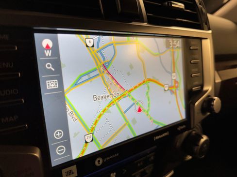 Used 2024 Toyota 4Runner Limited image 19