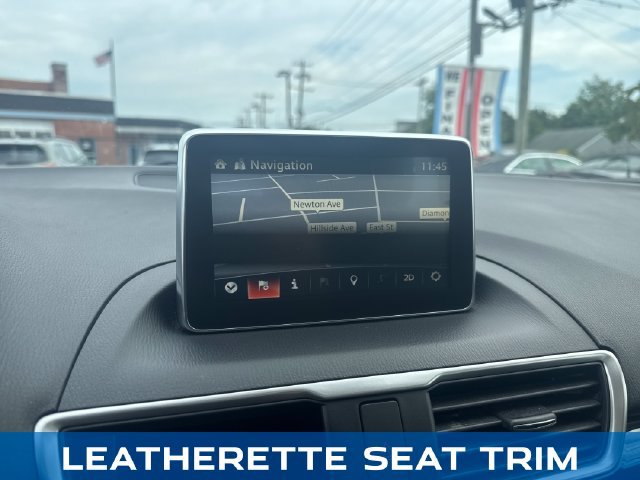 Used 2016 MAZDA MAZDA3 i Touring w/ Popular Equipment Package FWD image 20