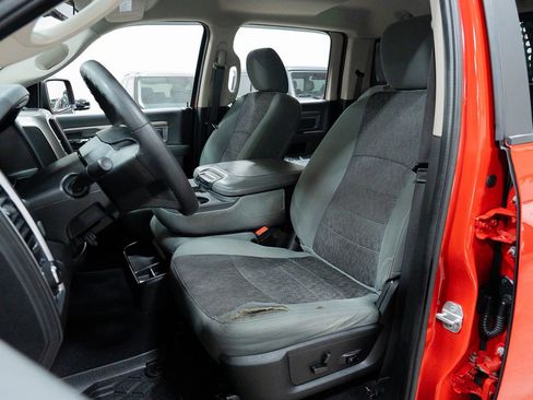 Used 2020 RAM 1500 Classic Warlock w/ Electronics Group image 16